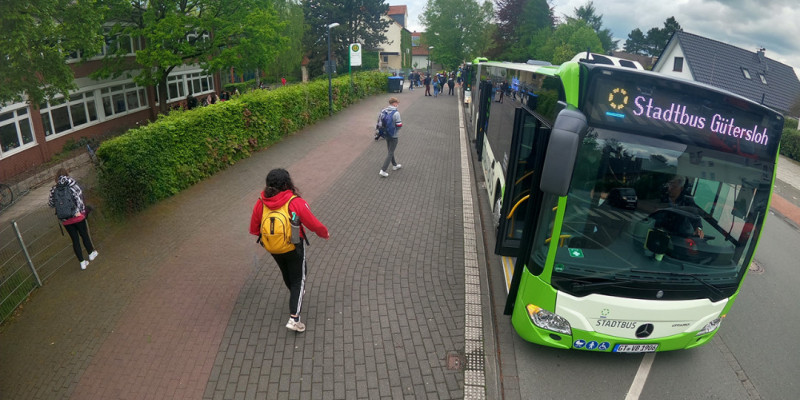 Busse am Zeugnistag